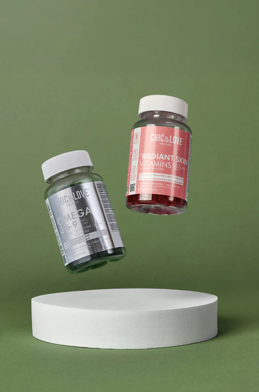 Pack Piel Joven Chic & Love - botes de Radiant Skin Gummies y Omega 3-6-9